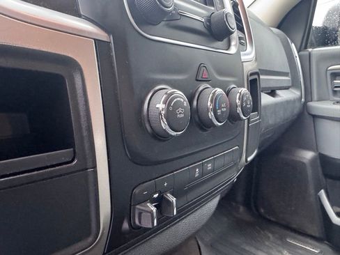 Used 2015 RAM 2500 SLT image 16