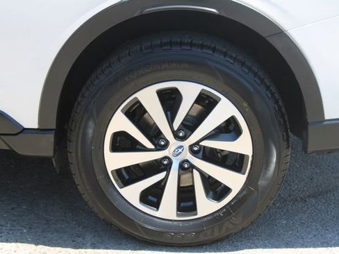 Used 2020 Subaru Outback Premium AWD/4WD image 8