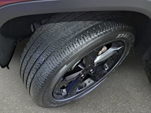 Certified 2023 Jeep Grand Cherokee Altitude AWD/4WD image 33