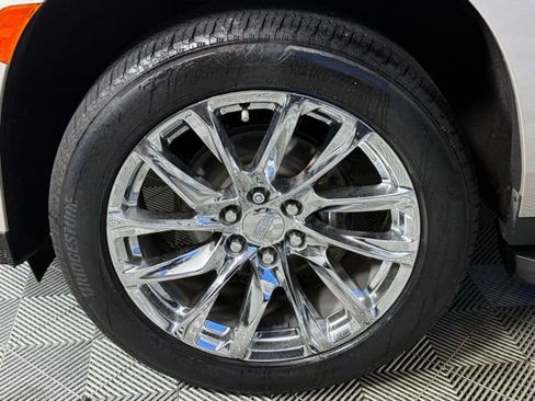 Certified 2021 Cadillac Escalade ESV Premium Luxury w/ LPO, Radiant Package image 6