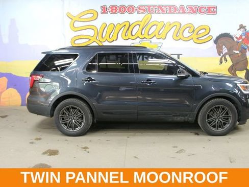 Used 2017 Ford Explorer Sport AWD/4WD image 1