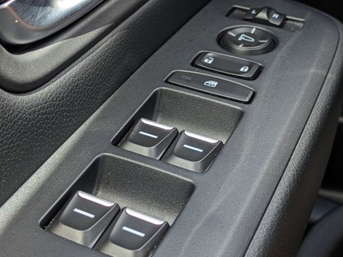 Used 2023 Honda Pilot Touring image 27