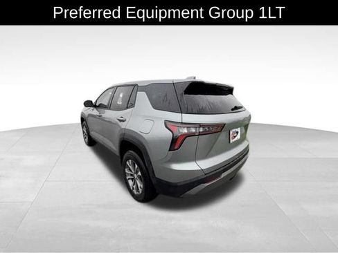 Used 2025 Chevrolet Equinox LT FWD image 5