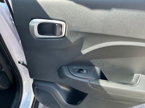 New 2026 Hyundai Venue SEL image 27