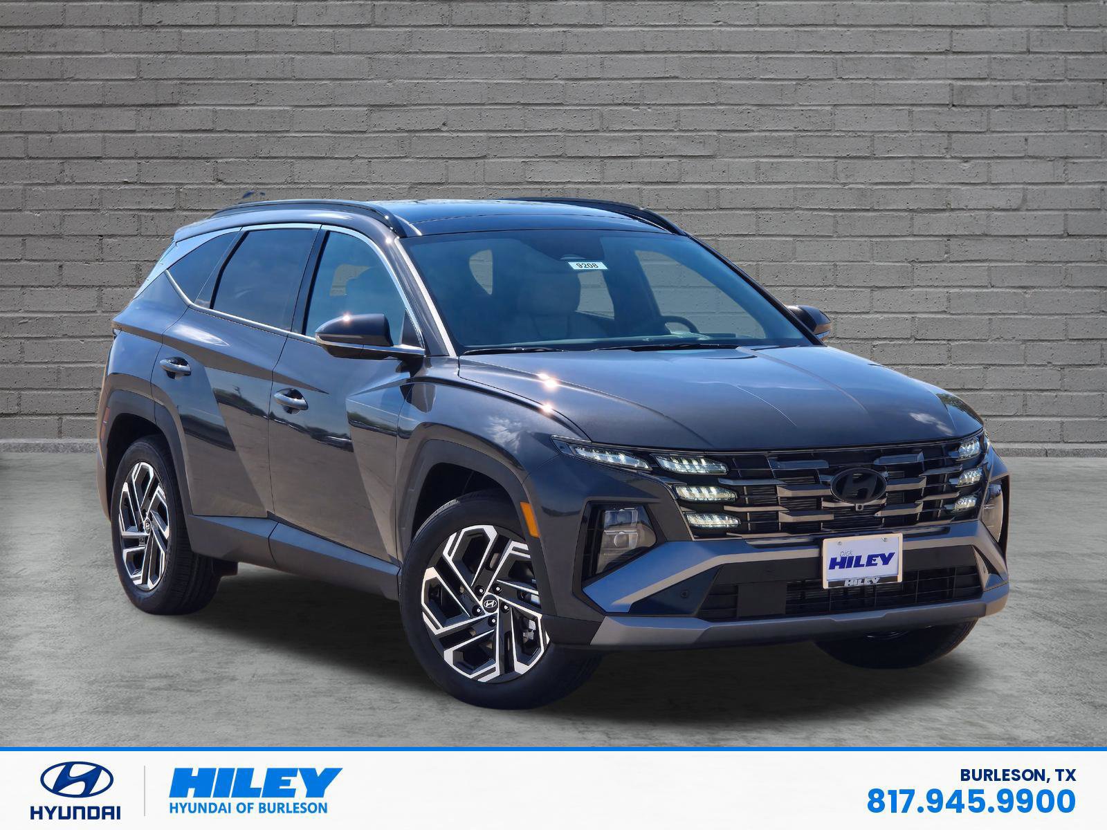 New 2026 Hyundai Tucson Limited FWD image 2