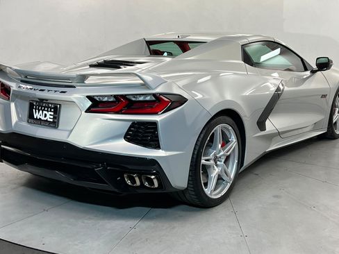 Used 2023 Chevrolet Corvette Stingray Premium Conv w/ Z51 Performance Package RWD image 6