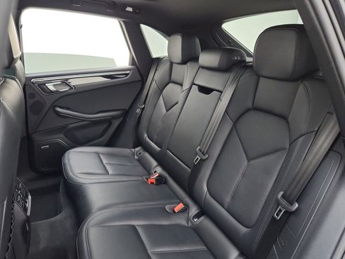 Used 2024 Porsche Macan Turbo AWD/4WD image 24