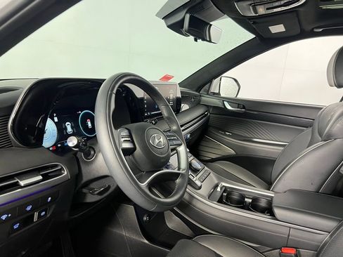 Used 2024 Hyundai Palisade Calligraphy image 21