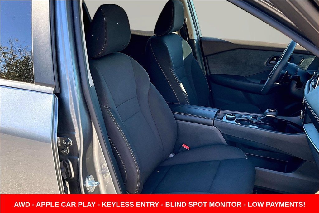 Used 2023 Nissan Rogue S AWD/4WD image 27