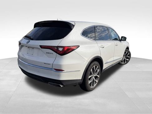 Used 2023 Acura MDX SH-AWD w/ Technology Package image 5