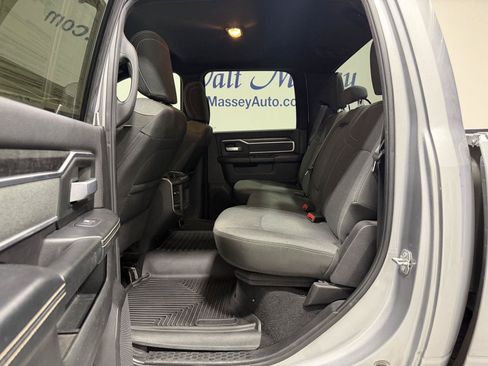 Used 2020 RAM 2500 Big Horn w/ Level 1 Equipment Group AWD/4WD image 17
