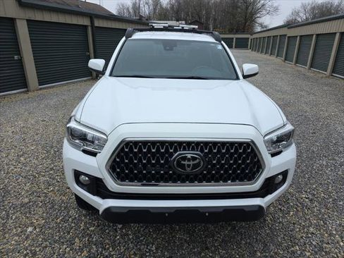 Certified 2019 Toyota Tacoma TRD Off-Road w/ Technology Package AWD/4WD image 10