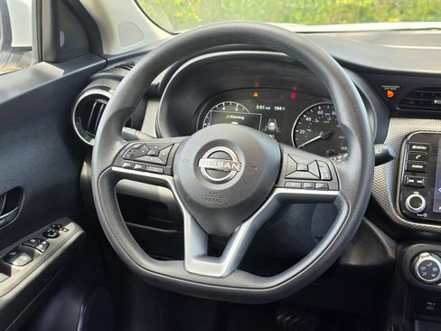 Used 2023 Nissan Kicks SV FWD image 20