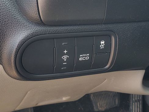 Used 2016 Kia Forte LX FWD image 12