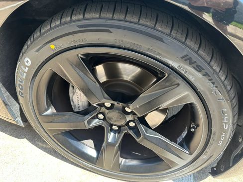 Used 2016 Chevrolet Camaro SS RWD image 7
