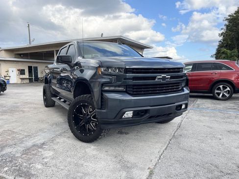Used 2019 Chevrolet Silverado 1500 RST w/ All-Star Edition image 3