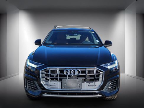 Used 2021 Audi Q8 Premium Plus image 5