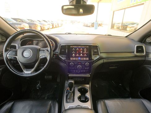 Used 2020 Jeep Grand Cherokee Limited image 30