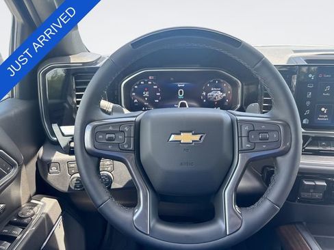 New 2026 Chevrolet Silverado 1500 High Country AWD/4WD image 14