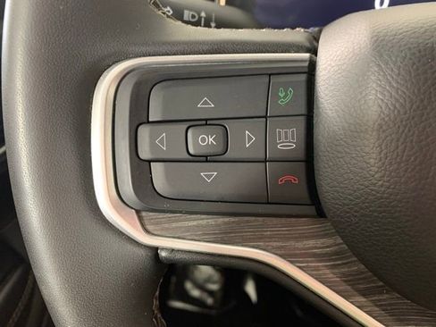 Used 2023 Jeep Wagoneer L Series II image 18