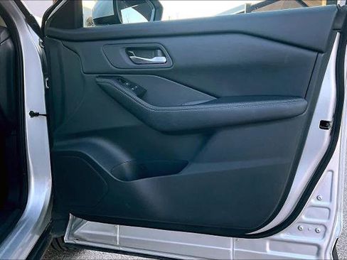 Certified 2024 Nissan Rogue SV image 21