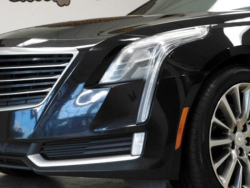 Used 2017 Cadillac CT6 Luxury AWD/4WD image 18