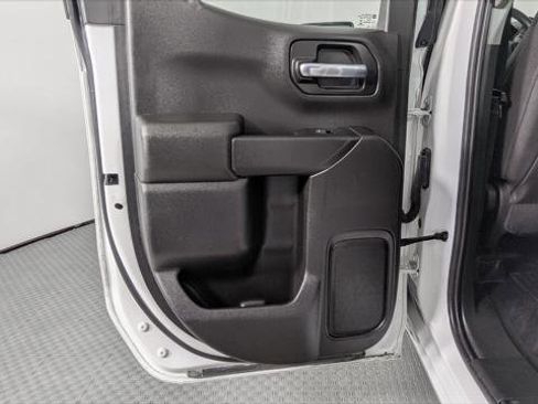 Used 2022 Chevrolet Silverado 1500 W/T w/ Trailering Package image 16