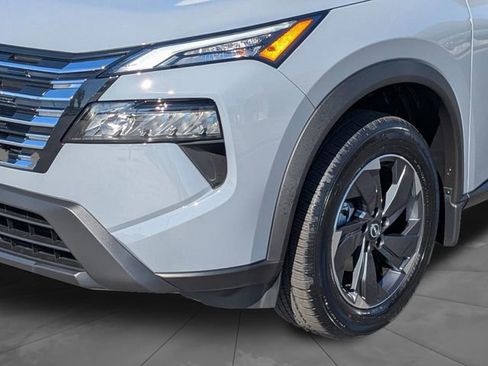 New 2026 Nissan Rogue SV w/ Cold Weather Package FWD image 9