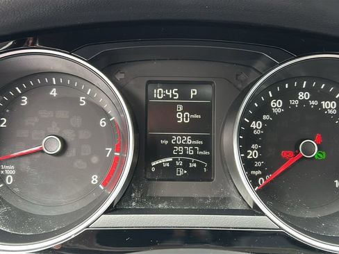 Used 2016 Volkswagen Jetta Sport FWD image 14