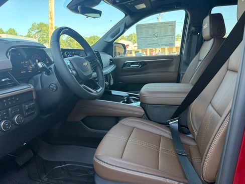 New 2026 Chevrolet Tahoe High Country AWD/4WD image 14