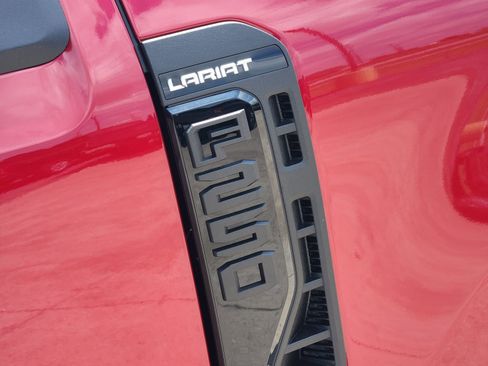 New 2026 Ford F250 4x4 Crew Cab Super Duty image 12