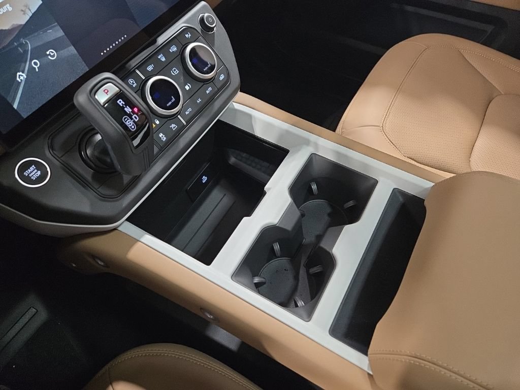 New 2026 Land Rover Defender 110 S AWD/4WD image 15