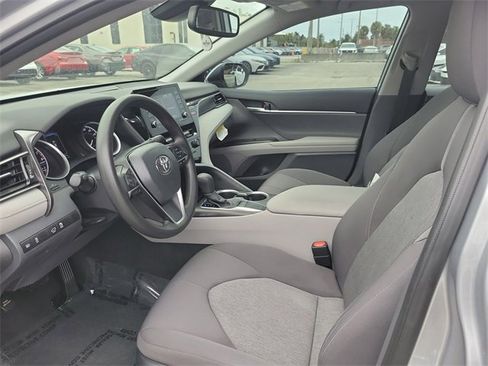 Used 2023 Toyota Camry LE image 10