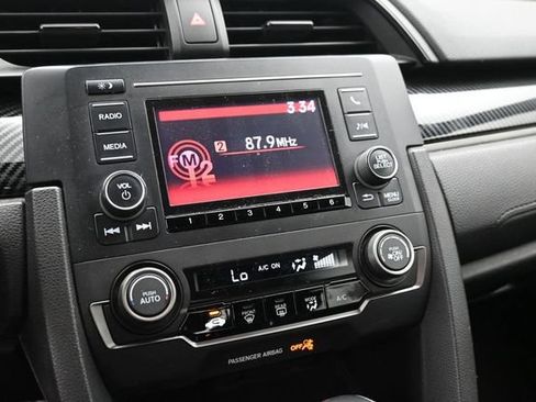 Used 2018 Honda Civic Sport image 17