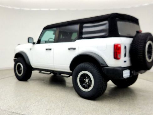 Used 2023 Ford Bronco Big Bend w/ Sasquatch Package AWD/4WD image 7