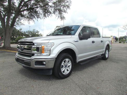 Used 2018 Ford F150 XLT RWD image 2