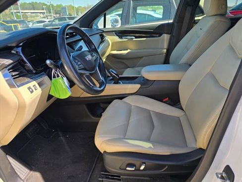Used 2019 Cadillac XT5 FWD image 20