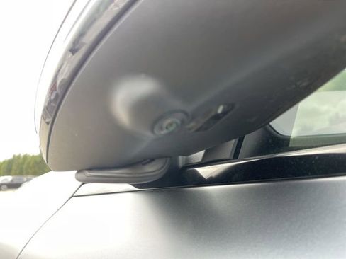 Used 2022 Mercedes-Benz GLC 300 4MATIC Coupe image 3