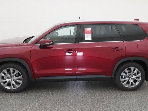New 2026 Toyota Grand Highlander Limited AWD/4WD image 3