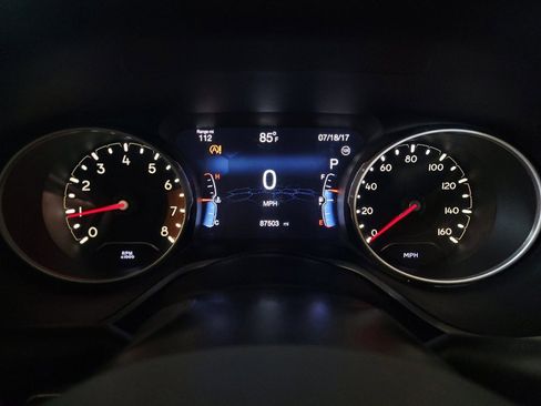 Used 2019 Jeep Compass Latitude w/ Popular Equipment Group FWD image 23