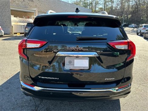Used 2024 GMC Terrain Denali w/ Denali Premium Package image 6