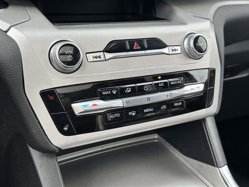 Used 2023 Ford Explorer XLT w/ Equipment Group 202A image 19