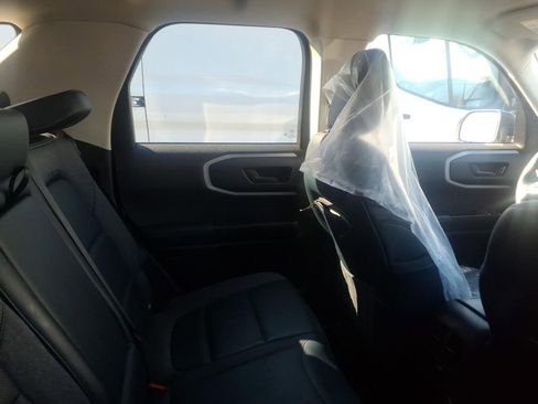 Used 2021 Ford Bronco Sport Outer Banks w/ Outer Banks Package (96D) image 8