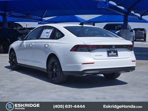 New 2025 Honda Accord SE image 3