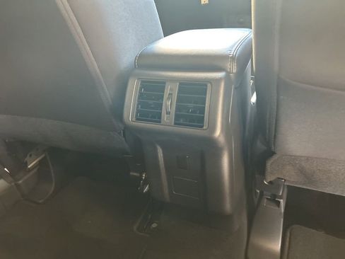 Used 2019 Mitsubishi Outlander ES image 25