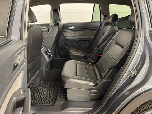 Used 2023 Volkswagen Atlas SE image 27