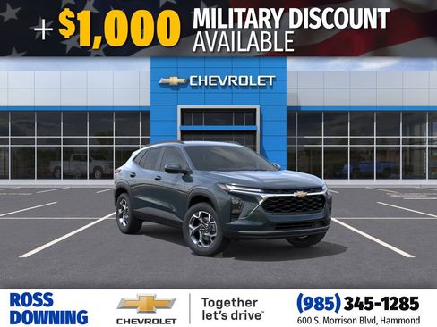 New 2026 Chevrolet Trax LT w/ LT Convenience Package FWD image 1