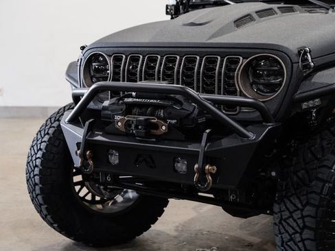 Used 2025 Jeep Gladiator Sport AWD/4WD image 20