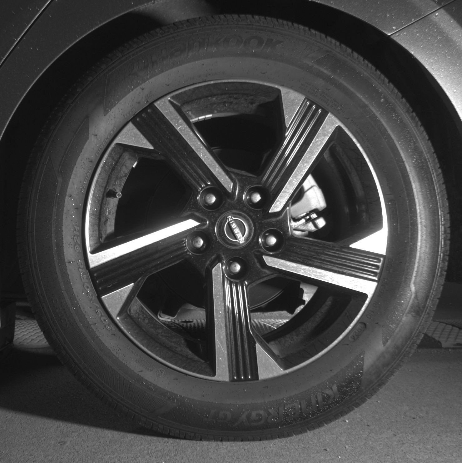 Used 2025 Nissan Sentra SV FWD image 16