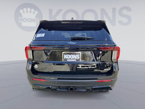 New 2026 Ford Explorer ST-Line image 5